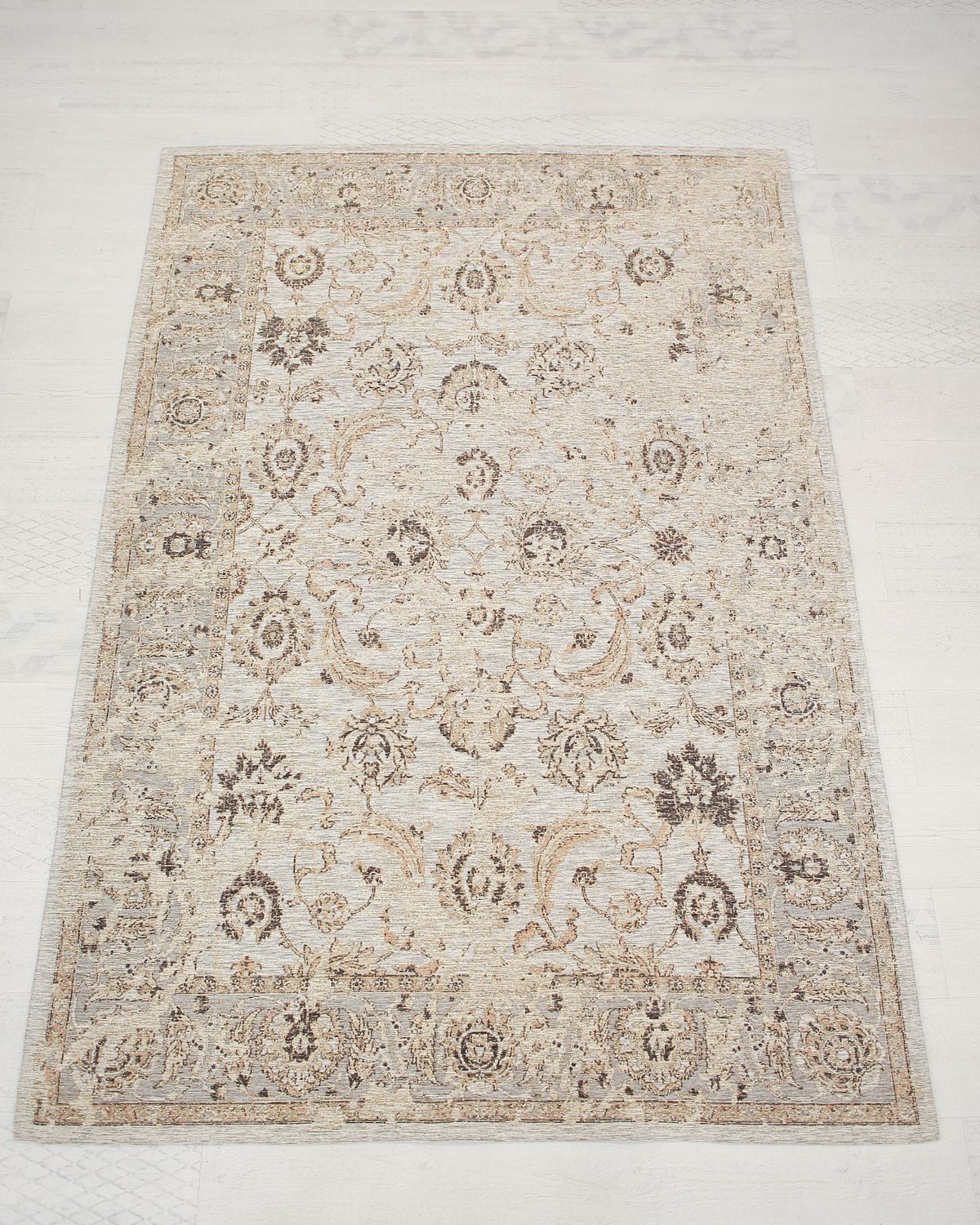 ковер antika 91527 beige